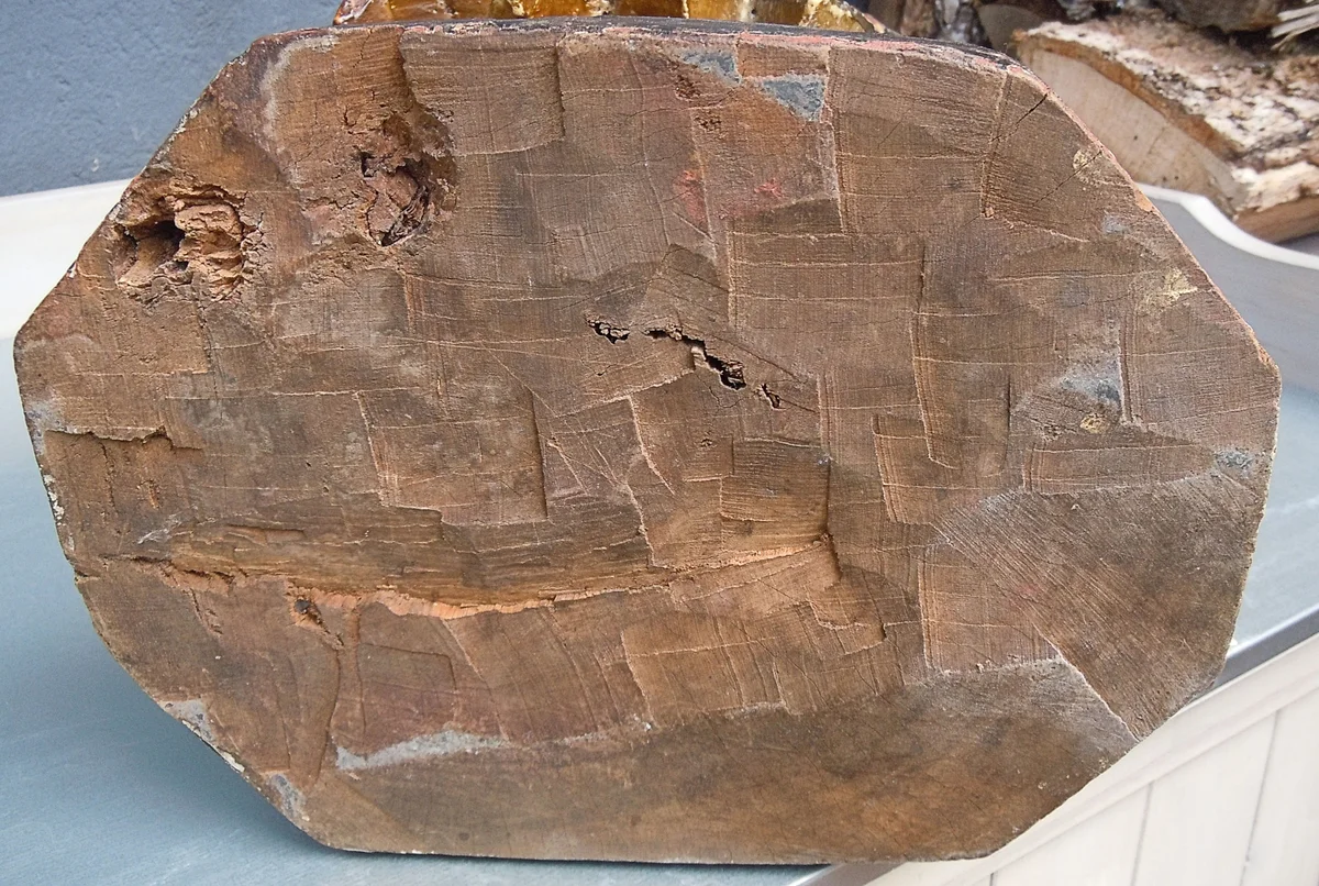 Beeindruckende geschnitzte Holzstatue „Johannes der Täufer“ – Antike polychrome Figur aus dem 19. Jahrhundert