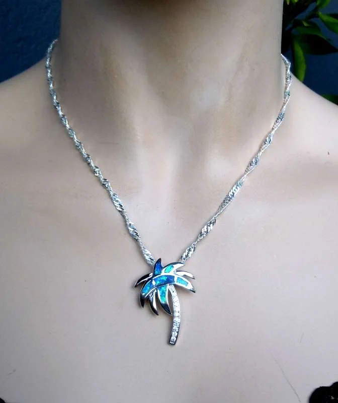 Samira -  Opal Silber Anhänger Caribian Palm