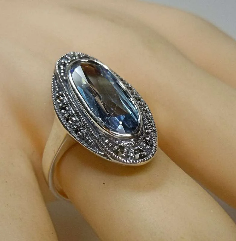 Silber Jugendstil Ring mit ovalem Aquamarin & handgefassten Markasiten – 925 Sterling Silber RG58