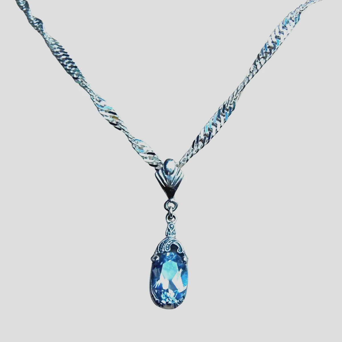 Art-Deco Aquamarin Anhänger aus 925 Silber mit Singapurkette – exklusiver Edelsteinschmuck