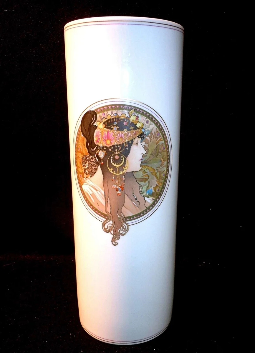Hutschenreuther Vase Alfonse Mucha Byzantinische Köpfe  Die Brünette