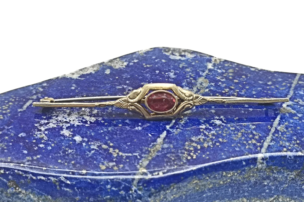 Antike Jugendstil Stabbrosche – Vergoldet mit ovalem Granat, 75 mm