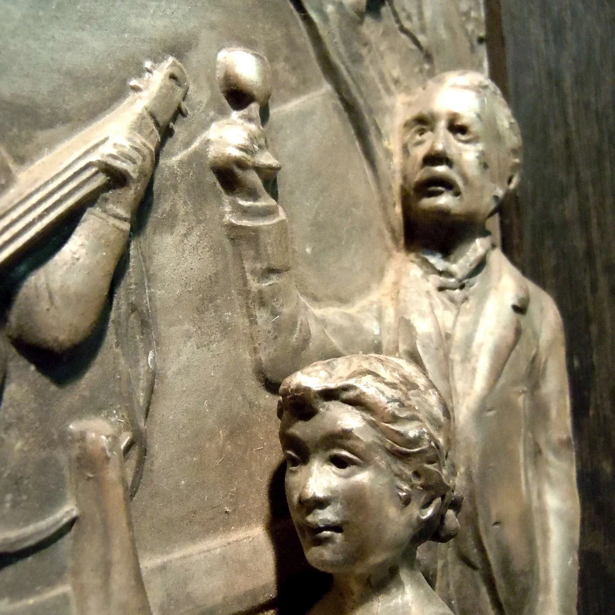 Jugendstil Silber Wandrelief „Am Rhein da wachsen unsere Reben“ – signiert von Gg. Bommer um 1910