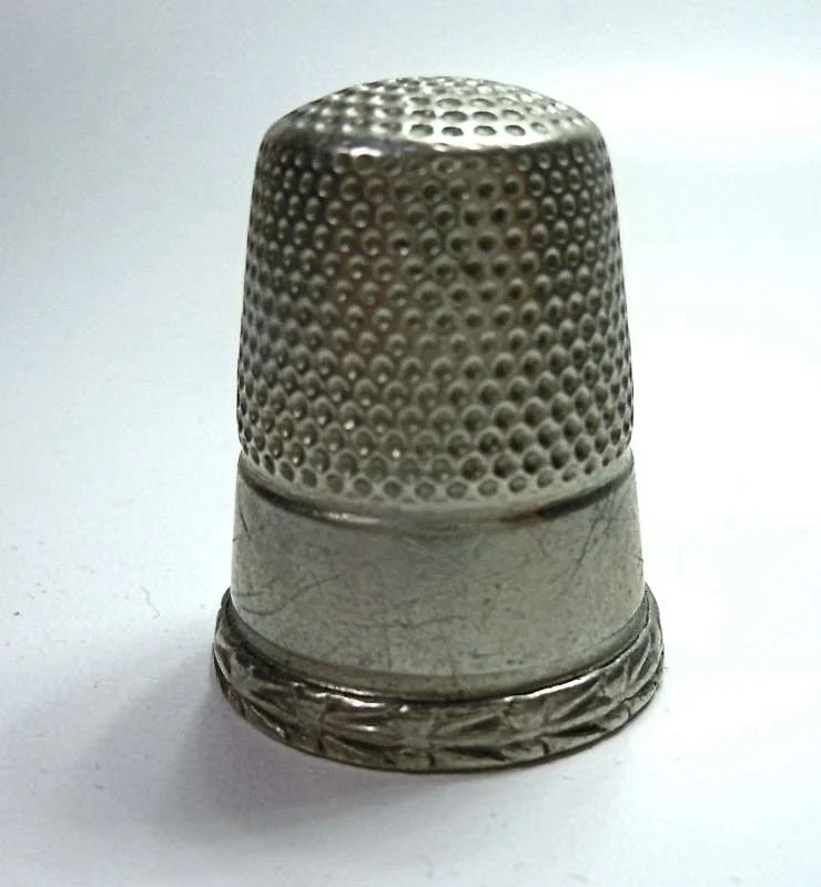 Fingerhut versilbert - Fa.Settmacher Wien um 1910