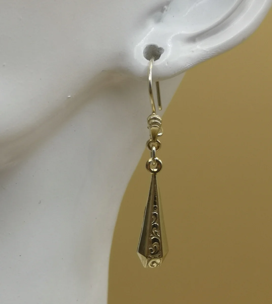 835 Silber (vergoldet) Jugendstil Ohrringe Ohrhänger mit Arkanthusranken Dekor