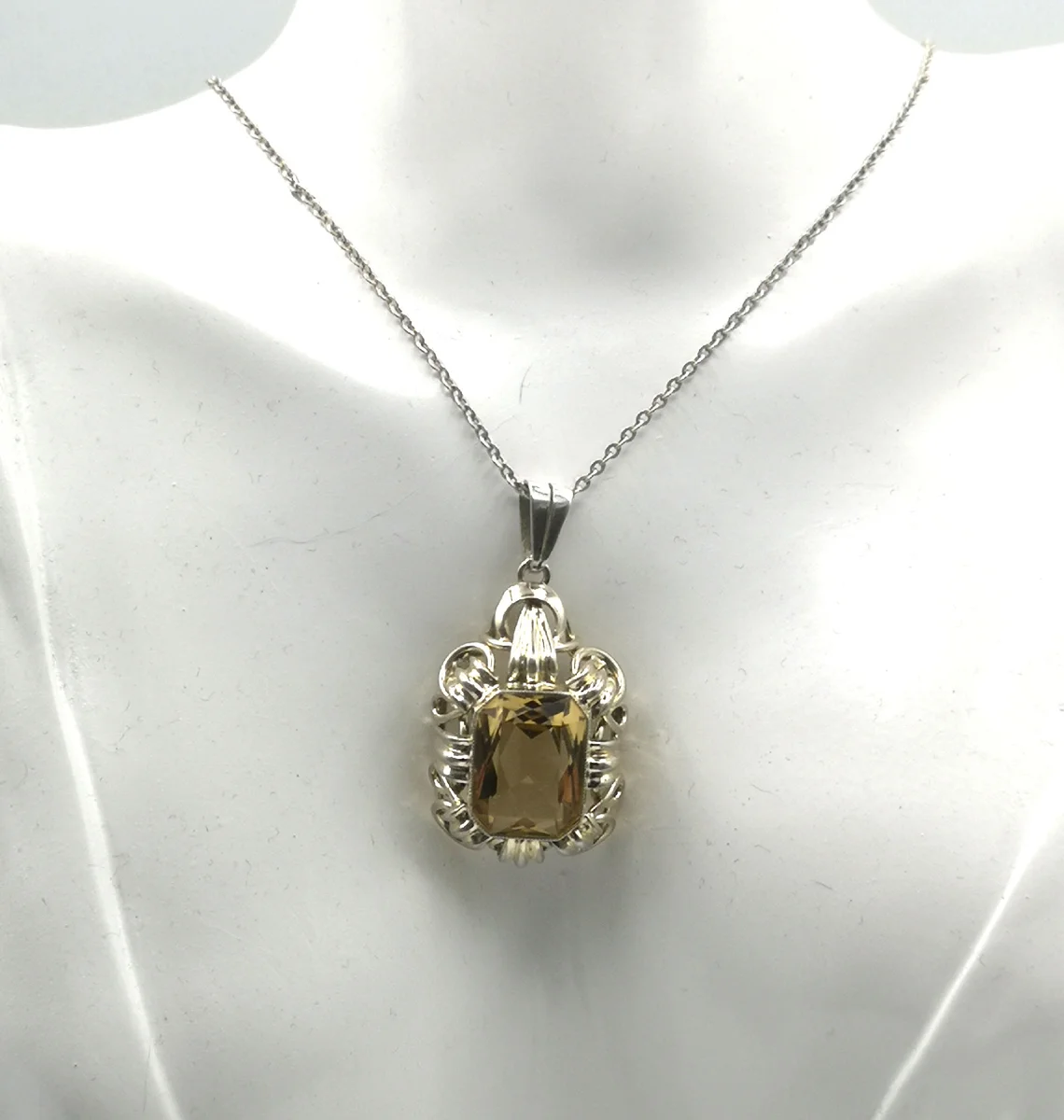 935 Silber ART DECO Anhänger mit Citrin an Kette um 1920