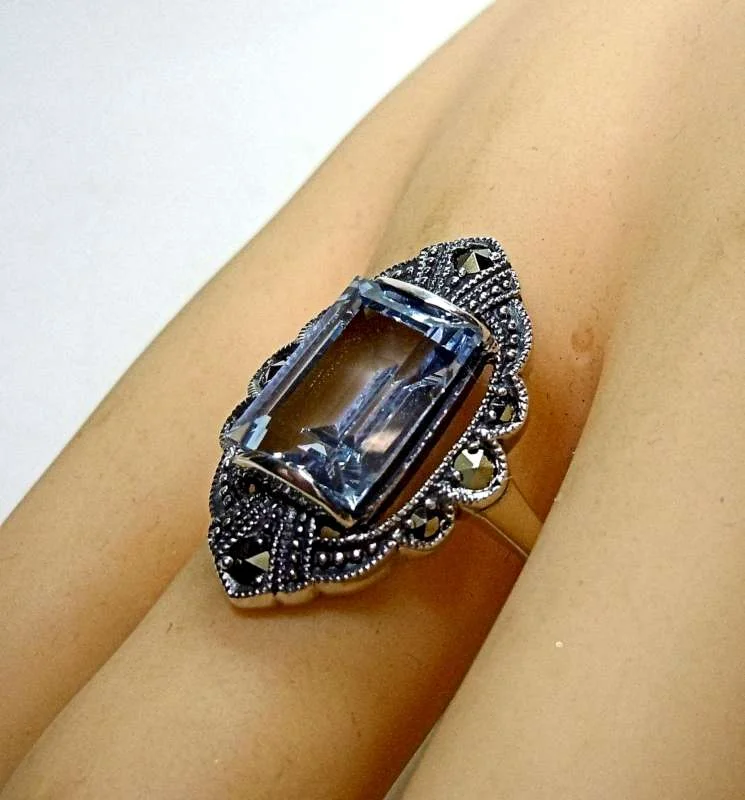 Noblesse Silber Jugendstil Navette Ring mit Aquamarin + Markasiten RG60