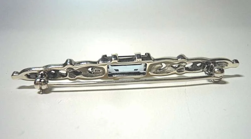 Prächtige Silber ART DECO Aquamarin Stab Brosche mit Markasiten