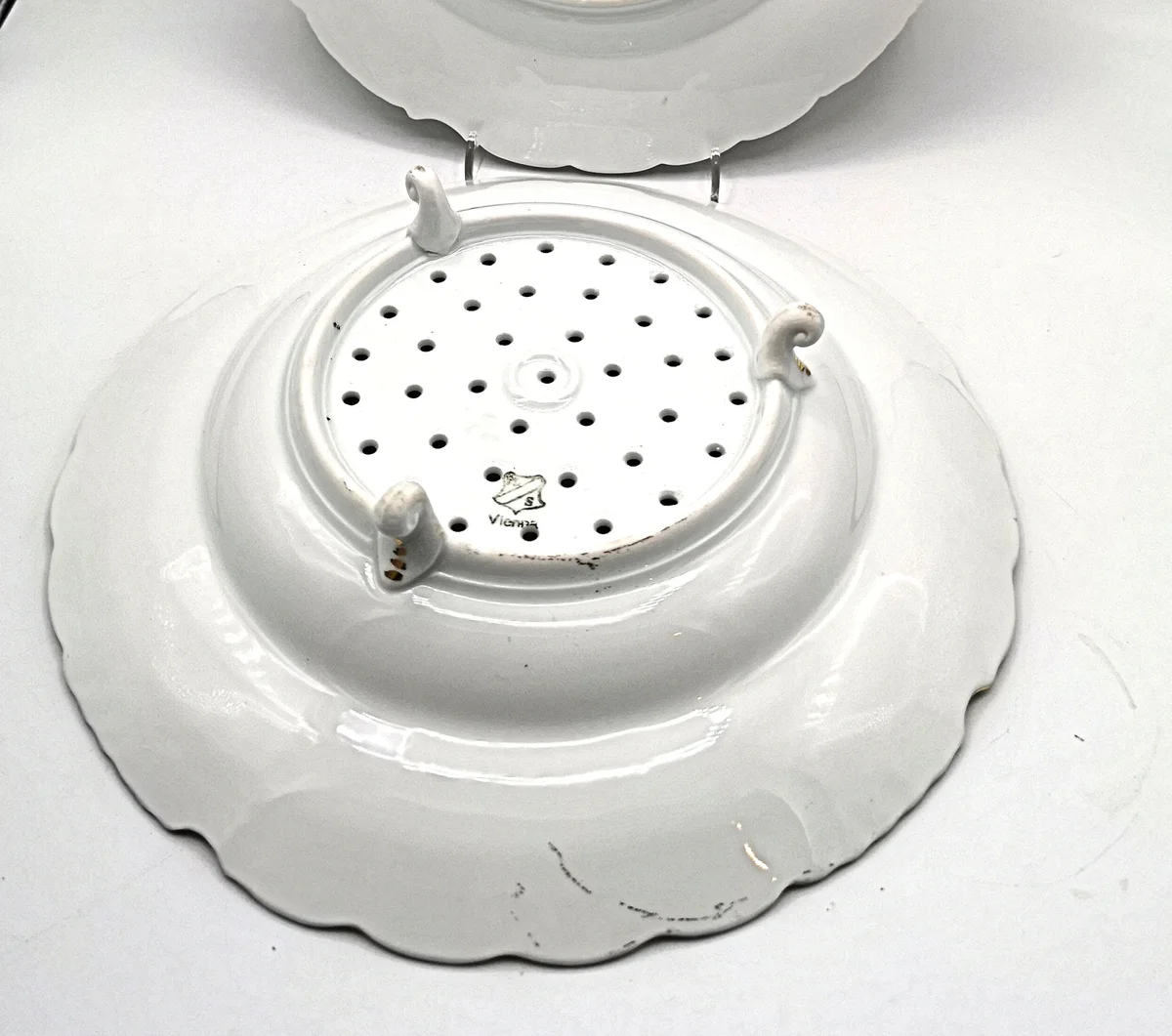 Seltene Porzellan Abtropfschale mit Auffangteller - Pfeiffer & Löwenstein 1901-20