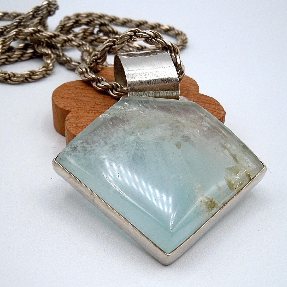 Modernistischer Silberanhänger mit Bergkristall – Unikat mit 925er Kette (Milor Italy)