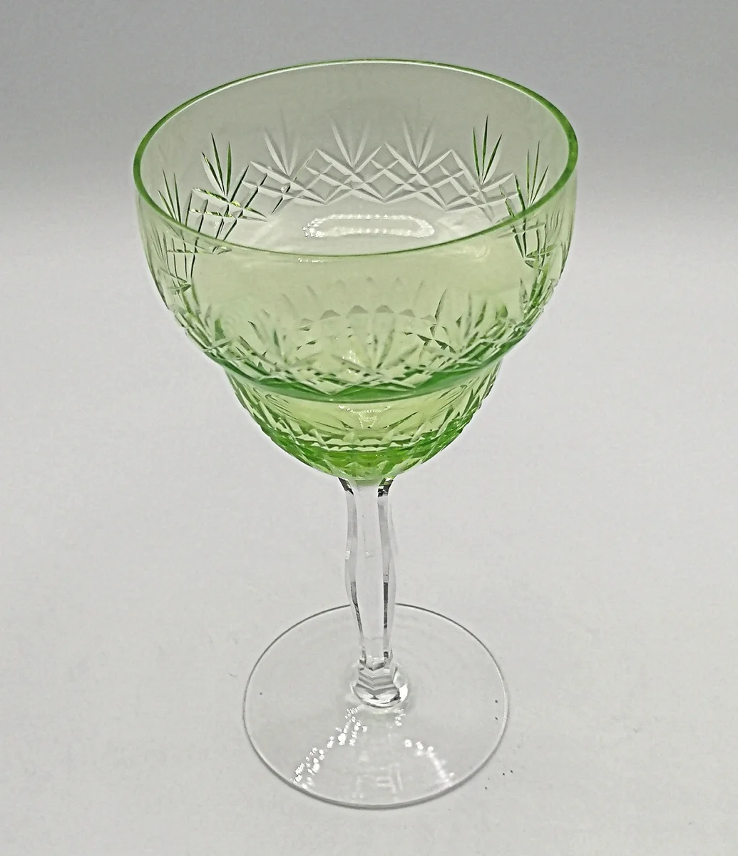 Uranglas Antikglas Weinglas aus den 20er  Jahren (7)