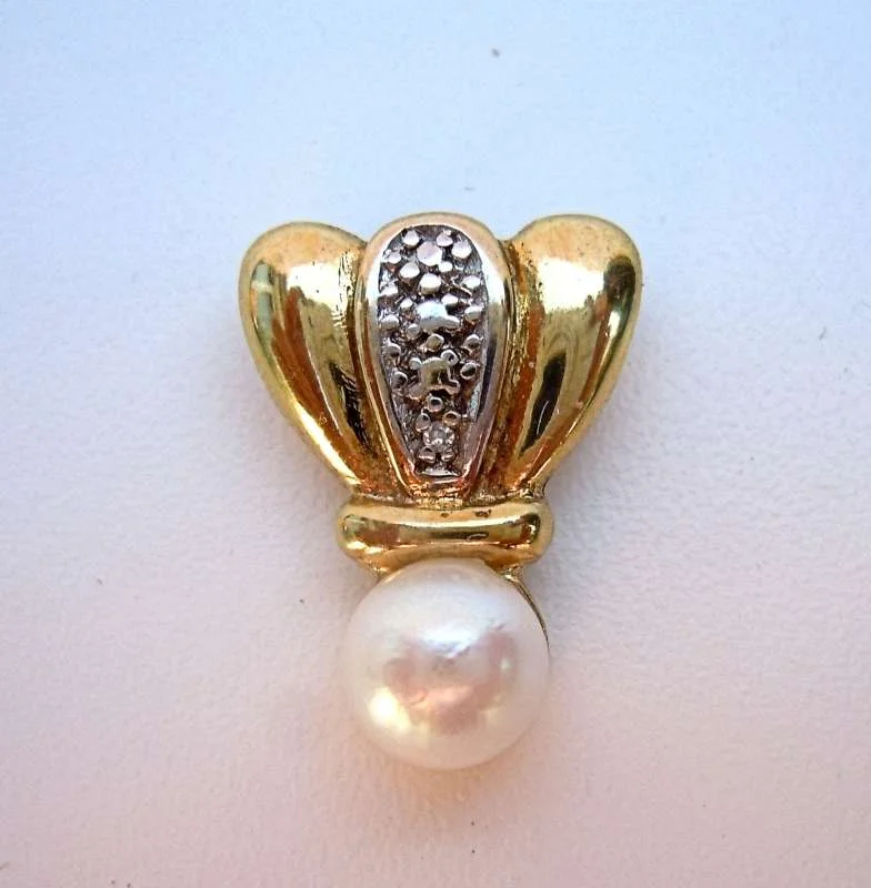 Perlenanhänger aus 333 Gold – edler Schmuck mit echter Perle, handgefertigt & neuwertig