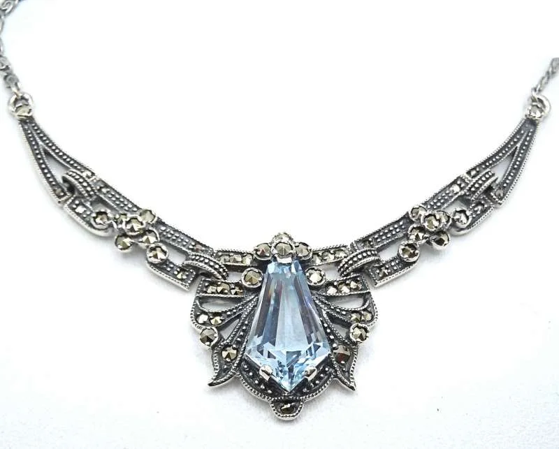 Wunderschönes Jugendstil Collier mit Aquamarin und Markasiten