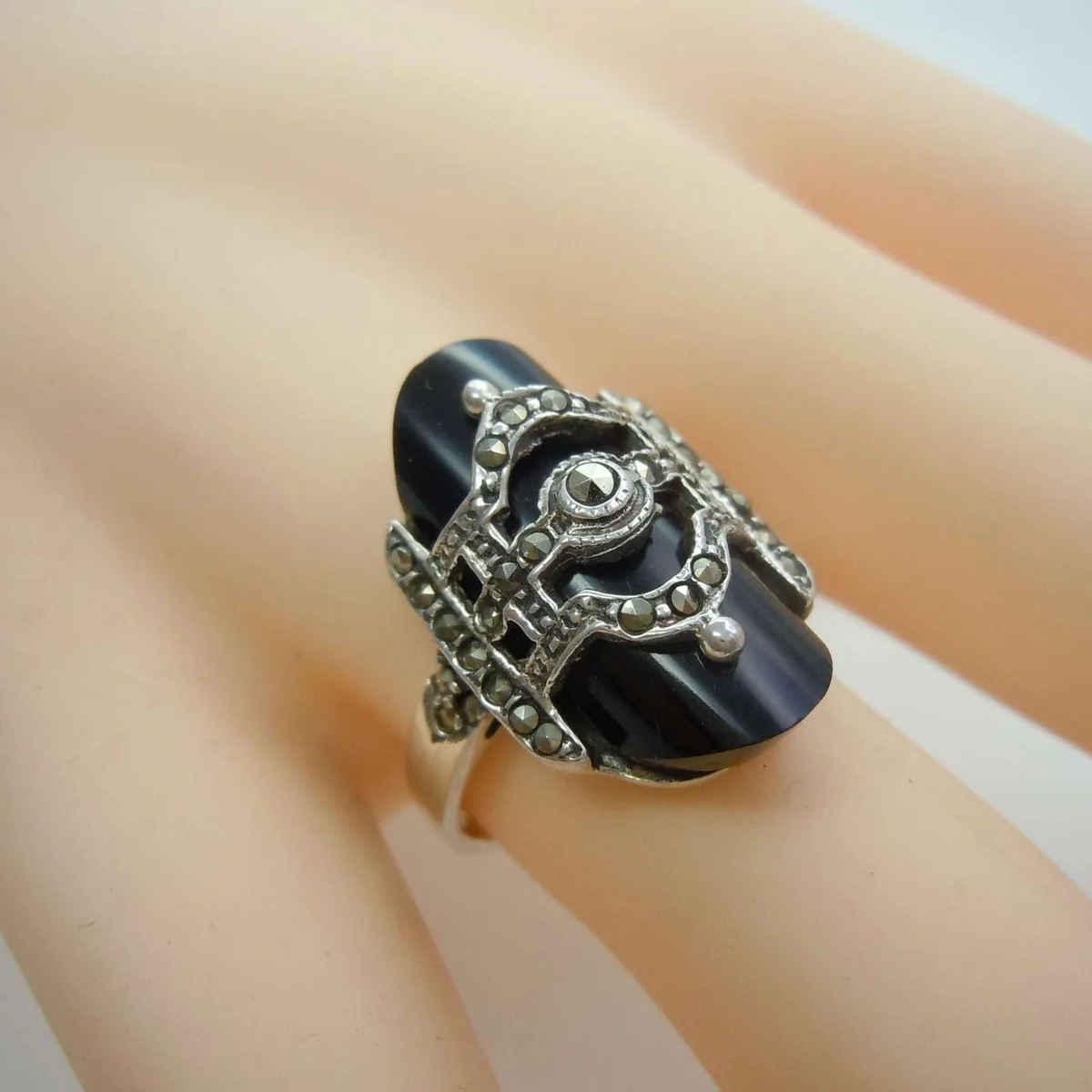 Eleganter Sterling Silber Onyx Art Deco Ring mit Markasiten RG63