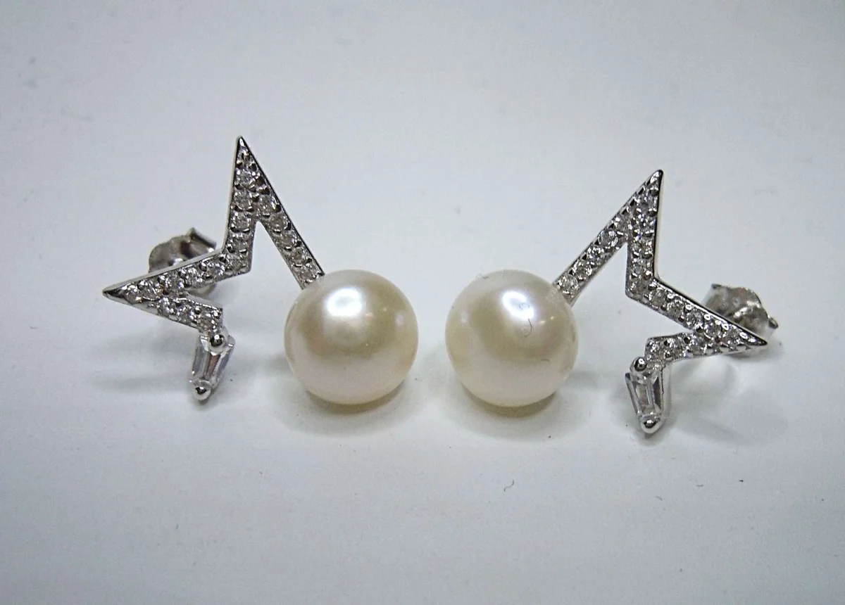 925 Sterling Silber Ohrstecker „White Star“ mit Zuchtperlen und Zirkonia