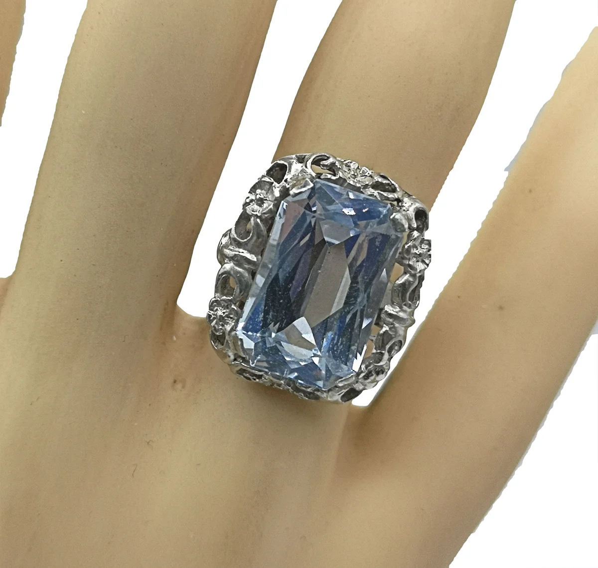 Jugendstil Ring mit Blautopas – 830 Silber handgefertigt aus Pforzheim, Ringgröße 50