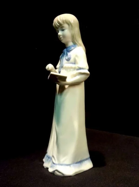 Jugendstil Porzellan Mädchen - vor dem Abendgebet