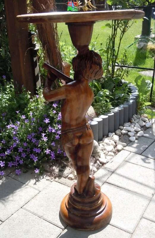 Antiker Blumenständer Blumensäule Podest Tischchen Flötenspieler Putte aus Holz