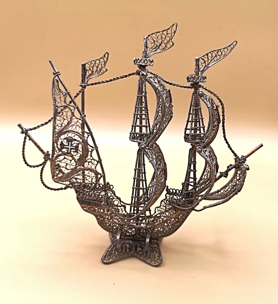 Segelschiffs aus Silberdraht – Dreimaster aus Portugal (70er Jahre)