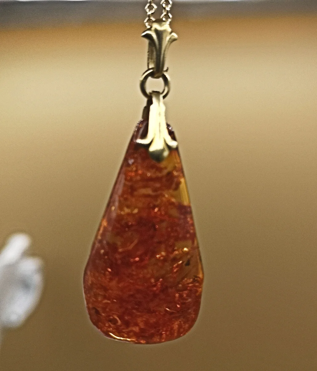 Baltischer ART DECO Bernstein Anhänger mit Kette Gold (2)