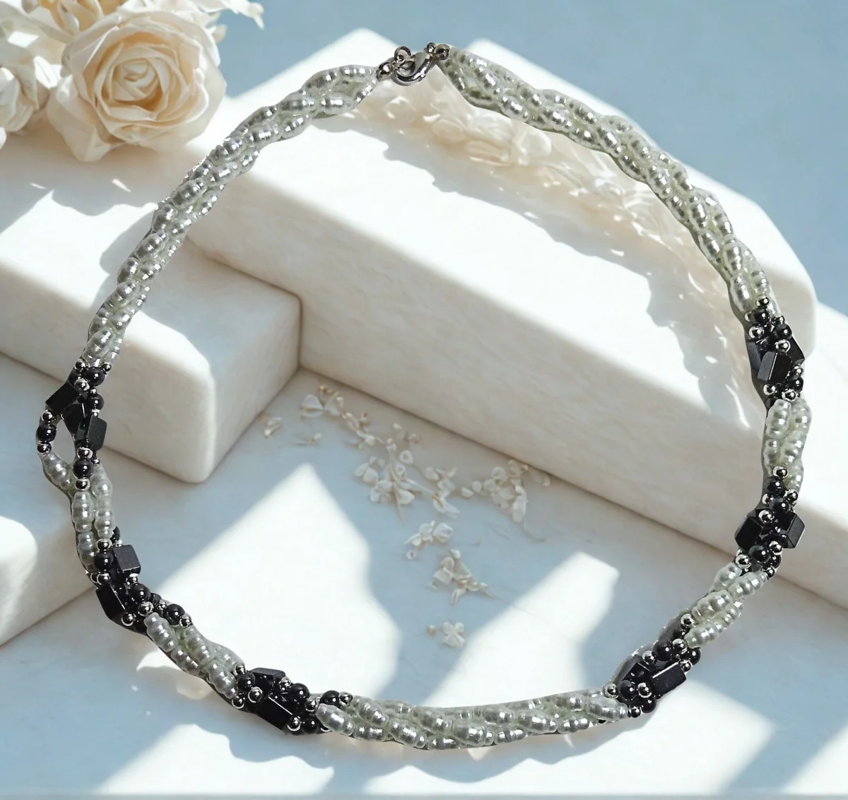 Black & White Hämatit Perlen Kette / Collier – 45 cm | Designer Unikat