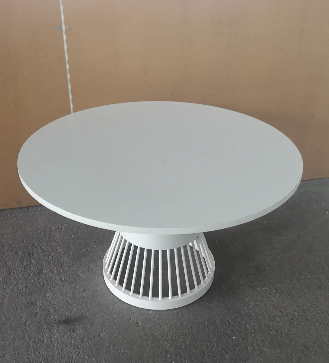 Möbel von Horst Romanus Wanke - Tisch, Hocker, Sessel