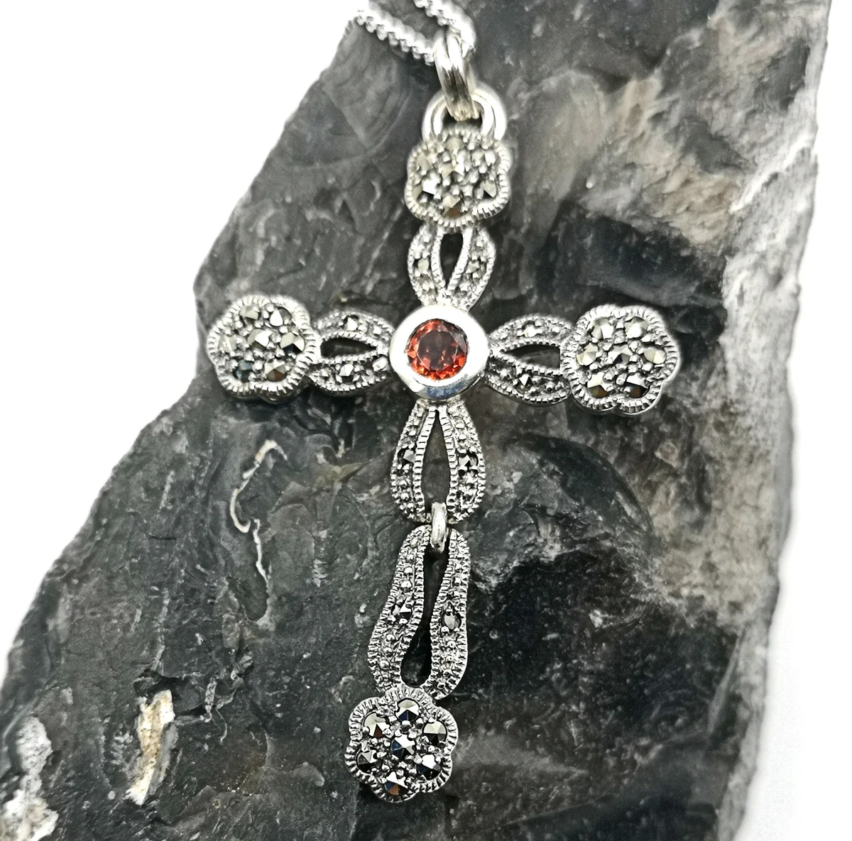 925 Silber Jugendstil Markasit Kreuz Anhänger mit Granat an Kette