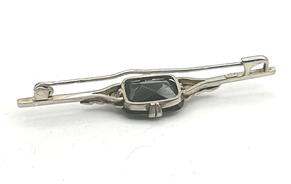Exklusive Silber Brosche mit Turmalin – Original ART DECO Schmuckstück von 1925