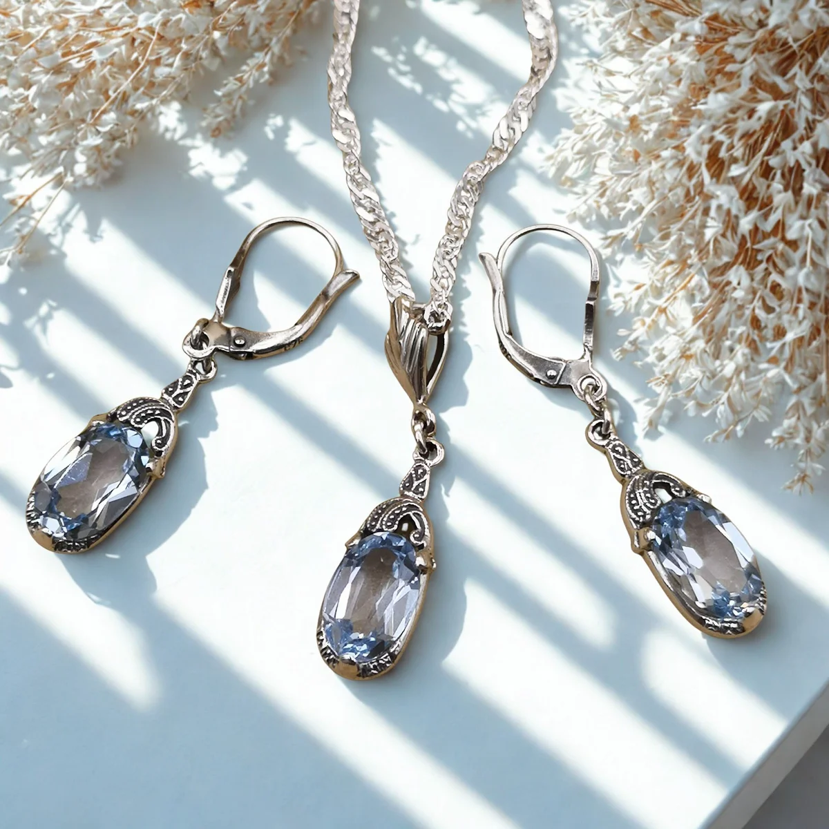 Art-Deco Aquamarin Schmuckset aus 925 Silber – Anhänger mit Ohrhängern & Singapurkette