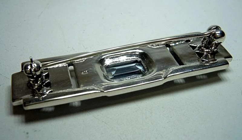 Prächtige ART DECO Silber Brosche mit Aquamarin + Markasiten