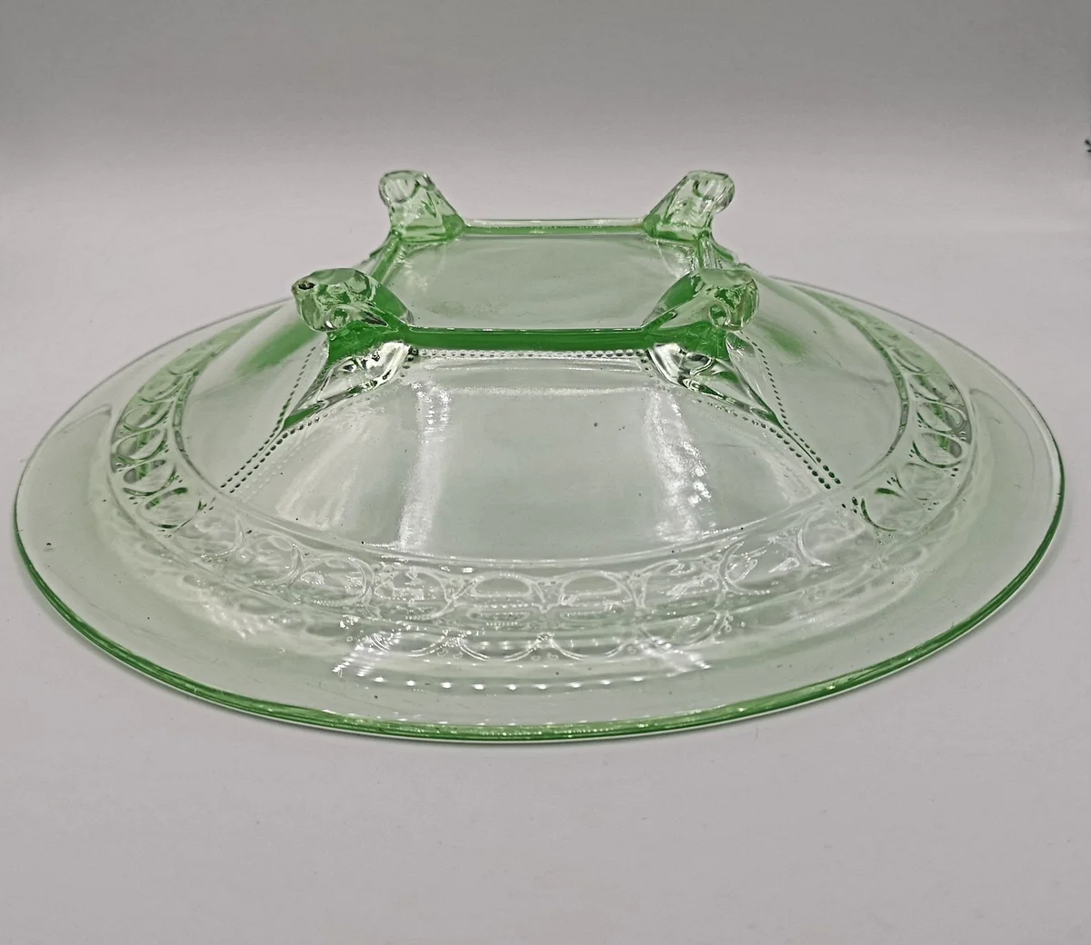 Uranglas Antikglas Schale aus den 20er  Jahren