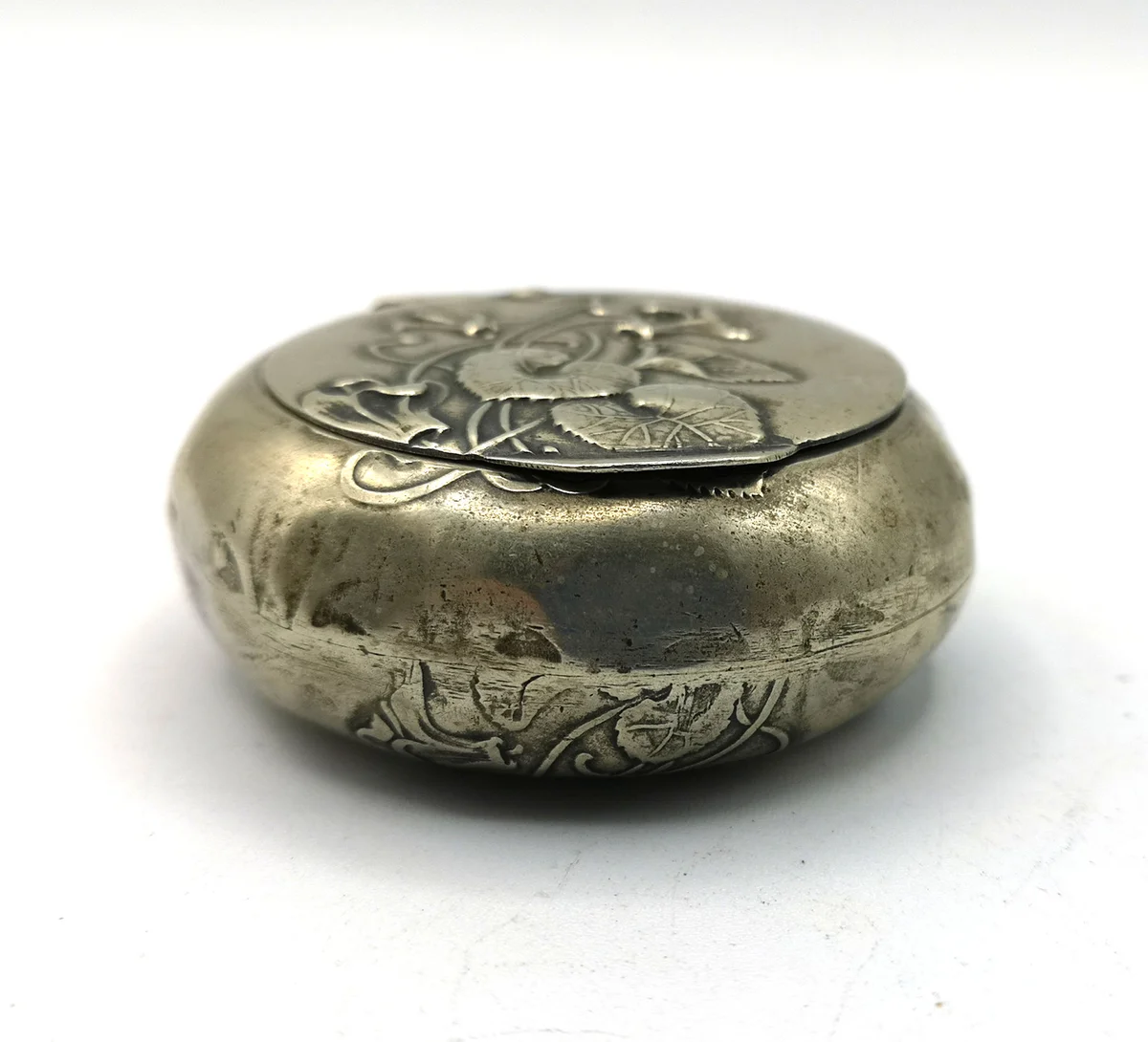 Jugendstil Puderdose / Pillendose Veilchendekor um 1910