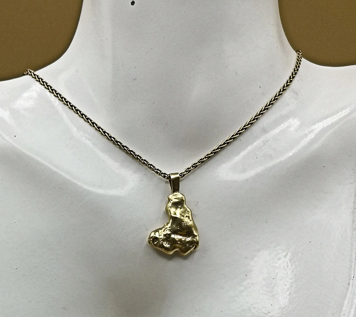 Goldnugget / Goldklumpen Anhänger aus 750 Gold mit Öse