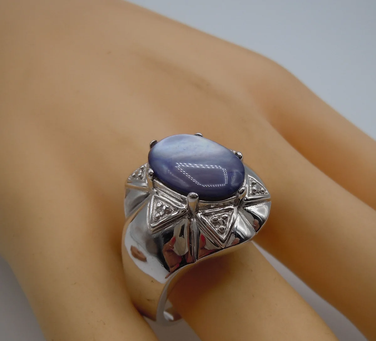 Exklusiver 925 Silberring mit großem Chalcedon – Zeitloser Eyecatcher im eleganten Design