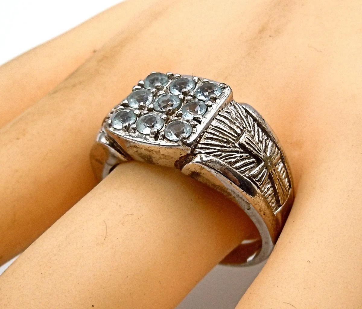 Modernistischer 925 Silberring mit 9 Aquamarinen – Ringgröße 62