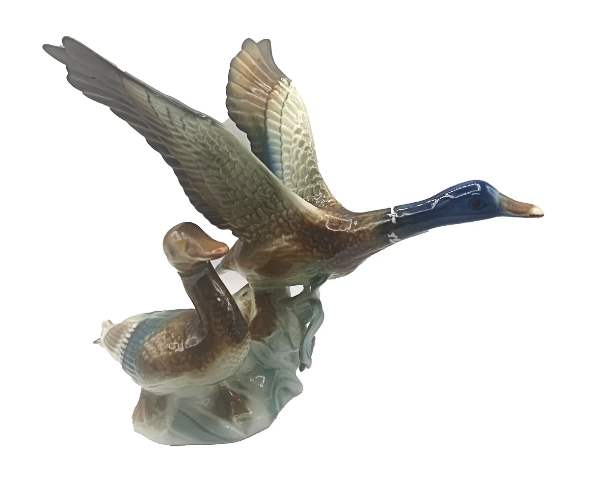 Große Porzellanfigur „Flugente mit Küken“ – Porfin Cluj-Napoca – 1940er Jahre