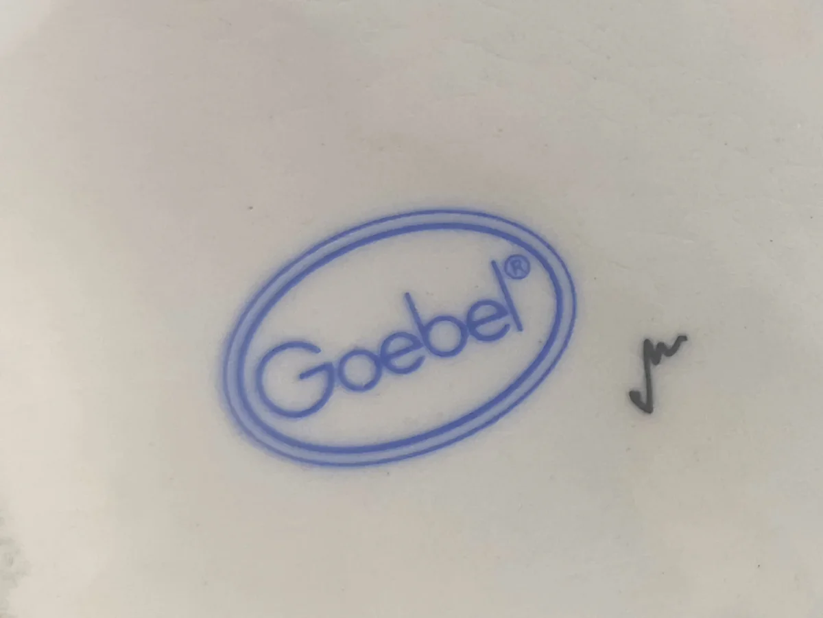 Goebel Engel aus der Edition Weihnacht zur Auswahl. Höhe 11,5 cm