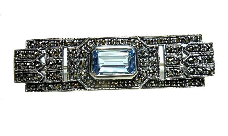 Prächtige ART DECO Silber Brosche mit Aquamarin + Markasiten