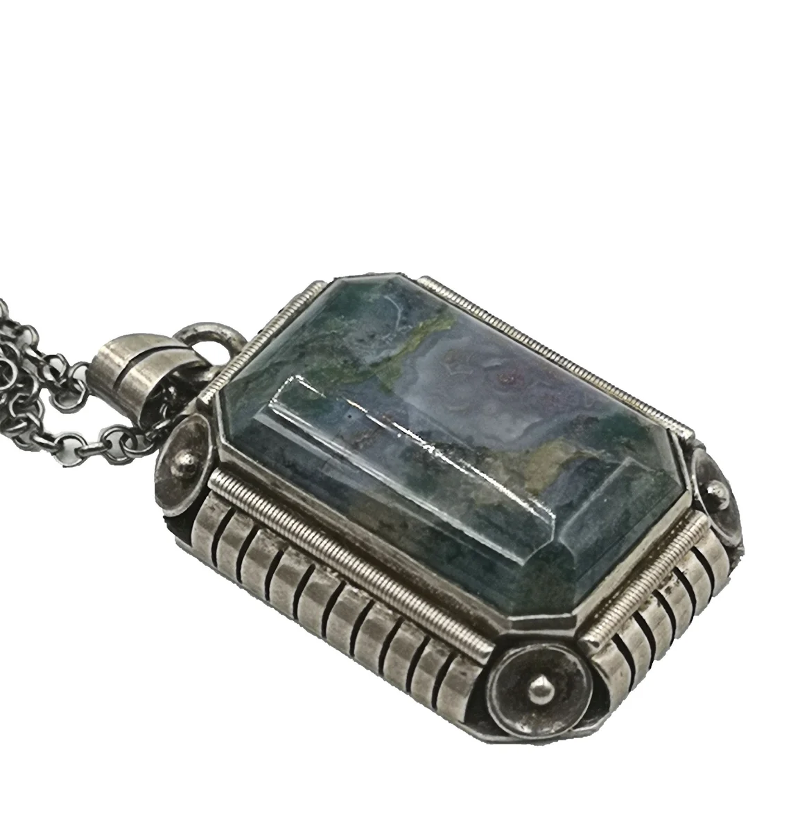 Edler Art-Deco Anhänger mit Moosachat in 830 Silber – Original um 1930 mit neuer 925er Silberkette