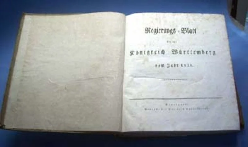 Württembergisches Regierungsblatt gebunden von 1884