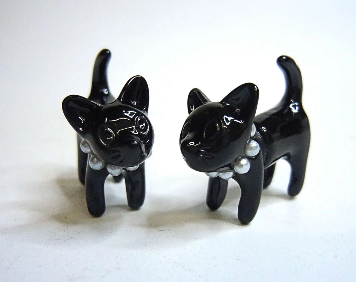 Traumhafte 3-D Katzen Ohrstecker Ohrringe Ohrschmuck  schwarz