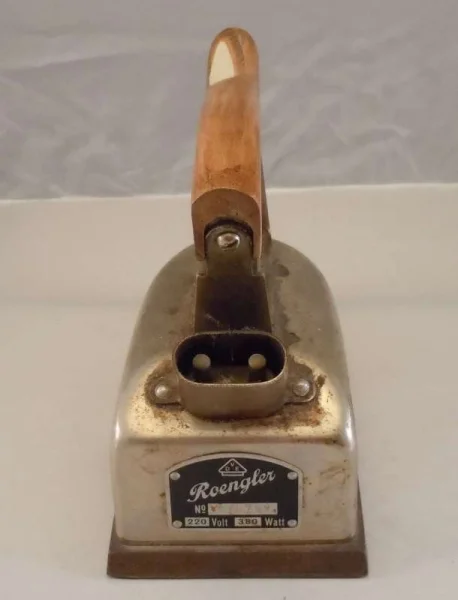Roengler STANDARD Dampfbügeleisen aus den 50er Jahren