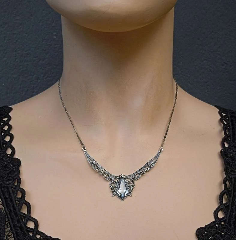 Wunderschönes Jugendstil Collier mit Aquamarin und Markasiten