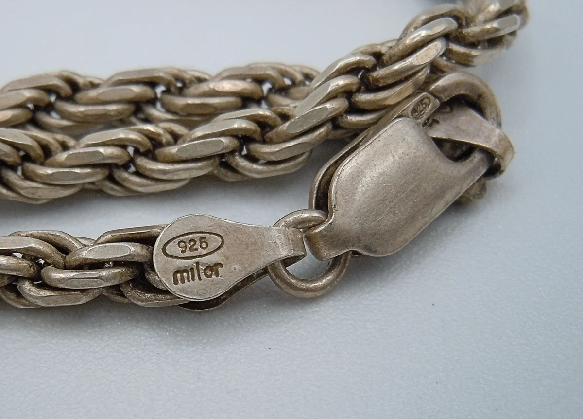 Modernistischer Silberanhänger mit Bergkristall – Unikat mit 925er Kette (Milor Italy)