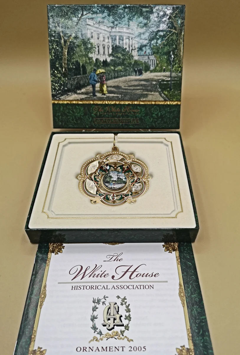USA Weihnachtsschmuck Christbaumschmuck White House Christmas Ornament 2005